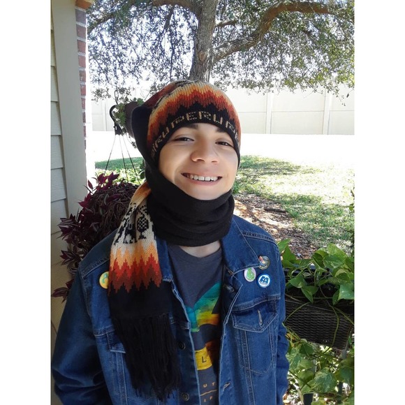 Peruvian Hat (Chullo) and Scarf One Piece Alpaca and Sheep Wool - Picture 4 of 7